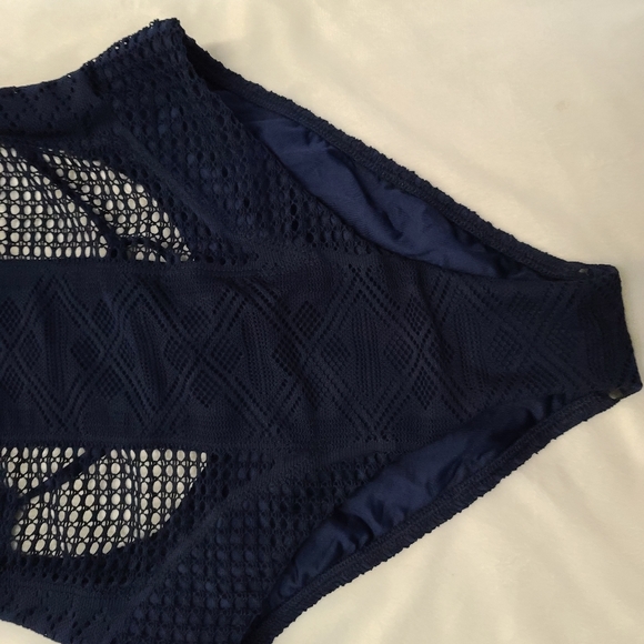 Vitamin A swimsuit - Picture 3 of 11